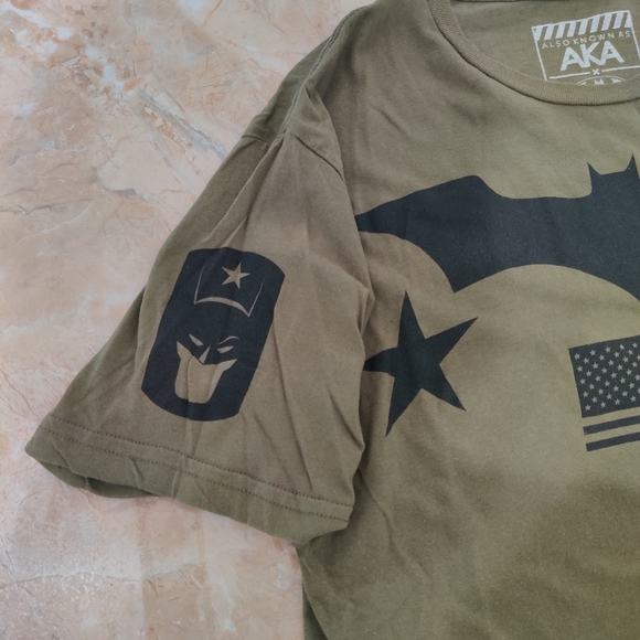 Olive Green Batman DC Logo USA Military Style Tee Shirt - Picture 5 of 7